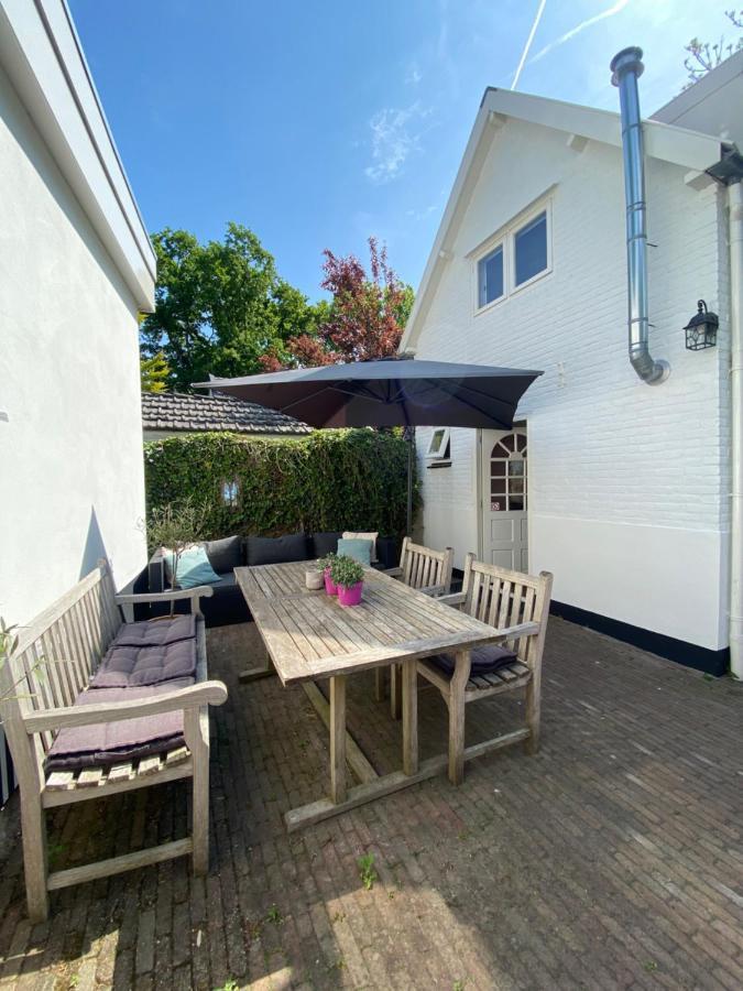 Holiday Home Flori Bergen Kültér fotó